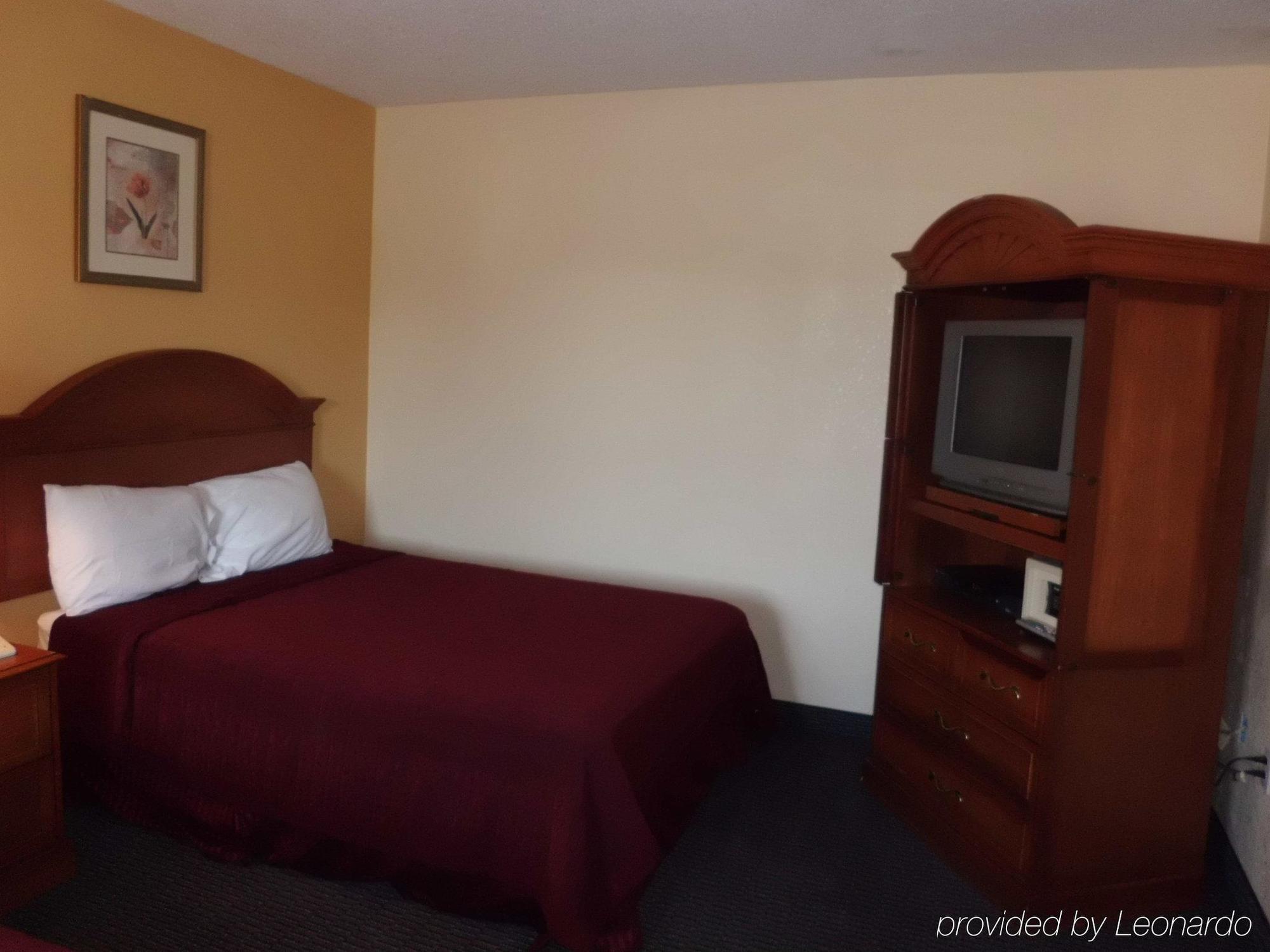 Americas Best Value Inn-Savannah Quarto foto